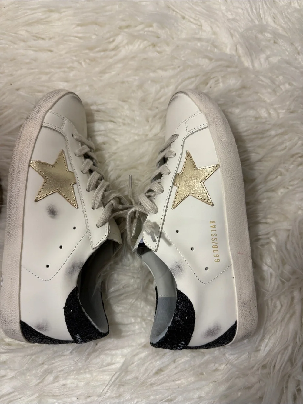 Golden Goose Super Star White Low-Top Sneaker with Beige Star and Black Glitter - Picture 10 of 11